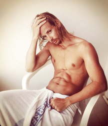 Beautiful sexy guys 2 599dd539278d6.jpg