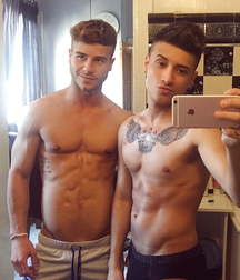 Beautiful sexy guys 2 599dd5a19a05b.jpg