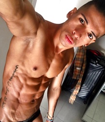 Beautiful sexy guys 2 599dd5d5871d3.jpg