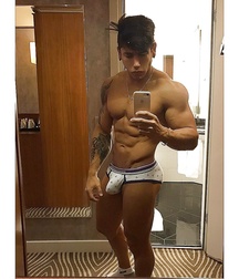Beautiful sexy guys 2 599dd62a95425.jpg