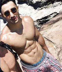 Beautiful sexy guys 2 599dd67806818.jpg