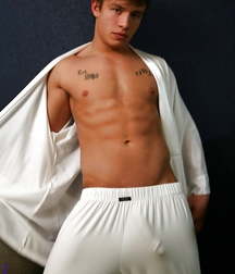 Beautiful sexy guys 2 599dd68c3a650.jpg
