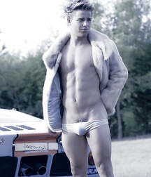Beautiful sexy guys 2 599dd6a86011e.jpg