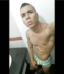 Beautiful sexy guys 3 599ee9b5537d9.jpg