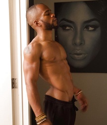 Beautiful sexy guys 3 599ee9c446103.jpg