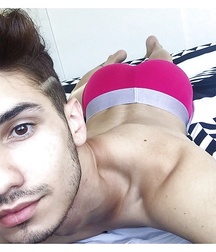 Beautiful sexy guys 3 599ee9f6c4d34.jpg