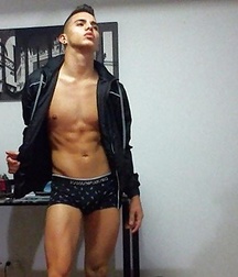 Beautiful sexy guys 3 599eea326a985.jpg