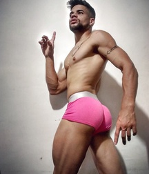 Beautiful sexy guys 3 599eeb62effdc.jpg