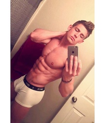 Beautiful sexy guys 3 599eeb84ed3a2.jpg