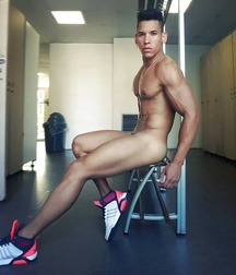 Beautiful sexy guys 3 599eecc4b8ed7.jpg