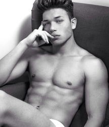 Beautiful sexy guys 3 599eed7f586e7.jpg