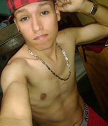 Colombian model Roberts  599ef36a752f4.jpg