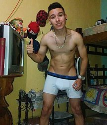 Colombian model Roberts  599ef3bcbbc16.jpg