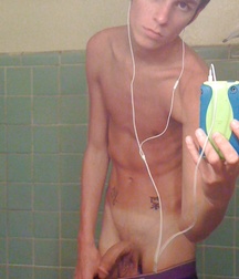 Skinny cute boys 2 59a03db23adaf.jpg