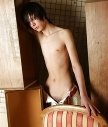 Skinny cute boys 3 59a047c328df6.jpg