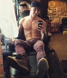 Perfect Body Ashton Webber  59a189dc05bb1.jpg