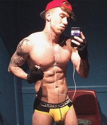 Perfect Body Ashton Webber  59a189e1a83ba.jpg