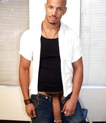 Black Men Hot 3 59a7f71579aec.jpg