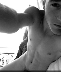Selfie boys 001 59b0129e3d836.jpg