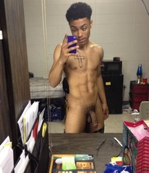 Selfie boys 002 59b0188a24081.jpg
