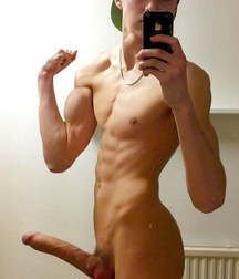 Selfie boys 003 59b02bc1ee4bf.jpg