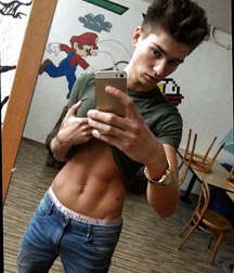 Selfie boys 004 59b03d654bb8f.jpg