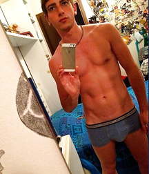 Selfie boys 004 59b03df171d0d.jpg