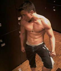 Hot sexy muscle men 2 59be503813ff0.jpg