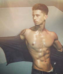 Hot sexy muscle men 2 59be506d98364.jpg