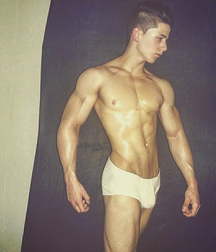 Hot sexy muscle men 2 59be50b0e79b6.jpg