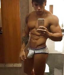 Hot sexy muscle men 2 59be50cec53c7.jpg