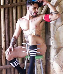 Hot sexy muscle men 2 59be5102f2777.jpg