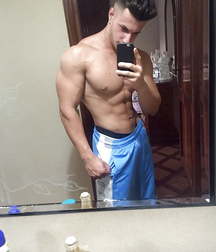 Hot sexy muscle men 2 59be51279b795.jpg