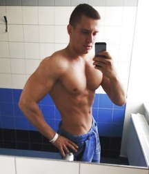 Hot sexy muscle men 2 59be5136e7679.jpg