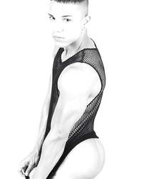 Chico Latino Sexy  59be5d76bae25.jpg