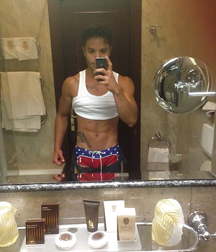 Chico Latino Sexy  59be5d916c301.jpg