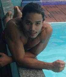 Chico Latino Sexy  59be5d92c2f21.jpg
