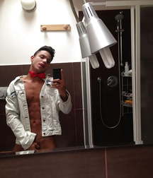 Chico Latino Sexy  59be5da3cdbea.jpg