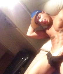 Chico Latino Sexy  59be5db7cdef7.jpg