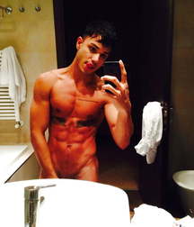 Chico Latino Sexy  59be5dd387d97.jpg