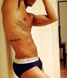 Chico Latino Sexy  59be5de019199.jpg