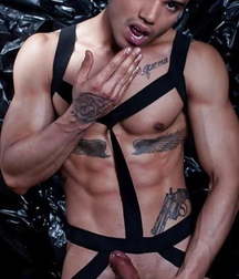 Chico Latino Sexy  59be5e1d85193.jpg