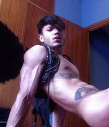 Chico Latino Sexy  59be5e2229347.jpg