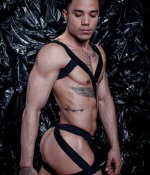Chico Latino Sexy  59be5e243204b.jpg