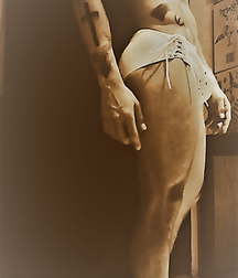 Chico Latino Sexy  59be5e2e1da36.jpg