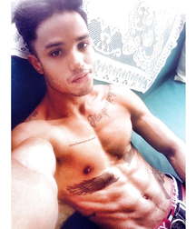Chico Latino Sexy  59be5e3337cad.jpg