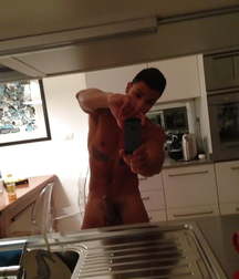 Chico Latino Sexy  59be5e3d395b2.jpg
