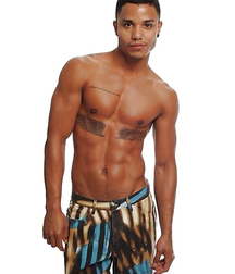 Chico Latino Sexy  59be5e425d1ca.jpg