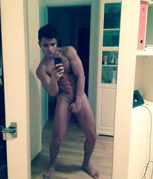 Chico Latino Sexy  59be5e46bf860.jpg