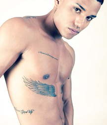 Chico Latino Sexy  59be5e563cfb6.jpg